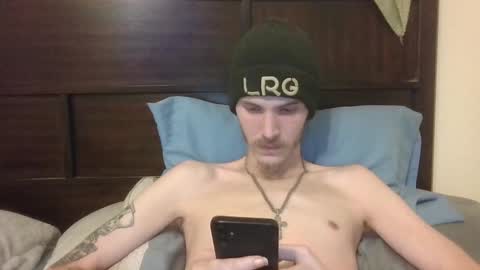 Snapshot of tootall803 chatting on December 2024 11:35:01 PM TooTall803 online show from December 2024 11:35:01 PM