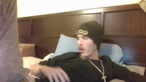 Snapshot of tootall803 chatting on January 2025 02:58:01 AM TooTall803 online show from January 2025 02:58:01 AM