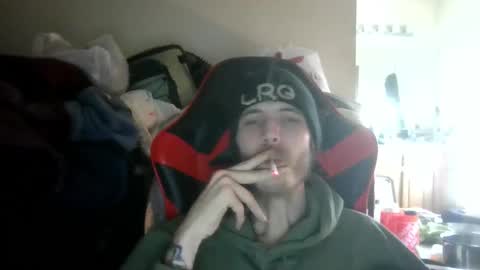 Snapshot of tootall803 chatting on March 2025 02:57:02 AM TooTall803 online show from March 2025 02:57:02 AM