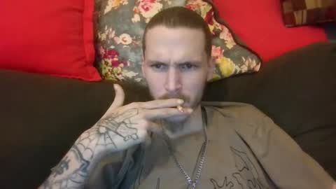 Snapshot of tootall803 chatting on September 2025 04:12:01 PM TooTall803 online show from September 2025 04:12:01 PM