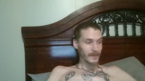 Snapshot of tootall803 chatting on June 2026 03:27:02 AM TooTall803 online show from June 2026 03:27:02 AM