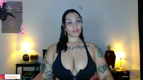 Snapshot of toothyy chatting on November 2025 02:04:02 AM toothyy online show from November 2025 02:04:02 AM