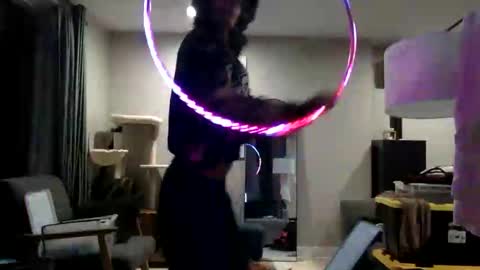 Snapshot of tootsiefoote001 chatting on May 2026 02:08:03 AM tootsiefoote001 online show from May 2026 02:08:03 AM