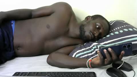 Snapshot of top_rider chatting on January 2025 02:24:02 PM Victor online show from January 2025 02:24:02 PM