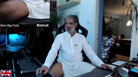 topalphaboss online show from November 2025 04:36:01 PM