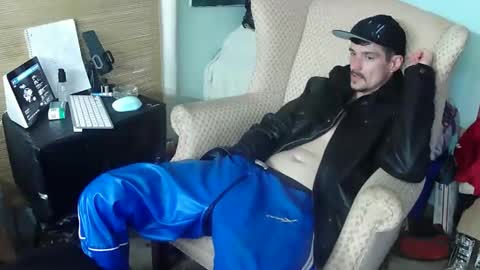 SagMeOreduceMe online show from March 2026 10:57:01 PM