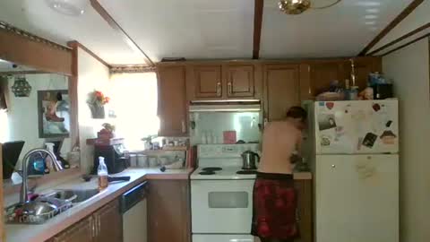 SagMeOreduceMe online show from April 2026 04:53:02 PM