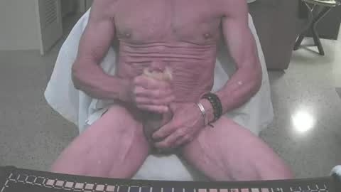 topfortwinks online show from November 2025 12:11:02 AM