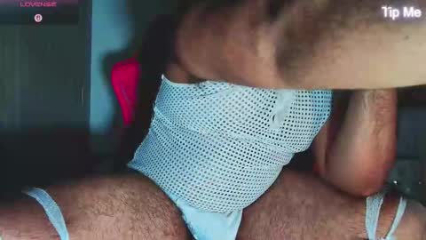 Toplayboy online show from November 2025 01:00:02 AM