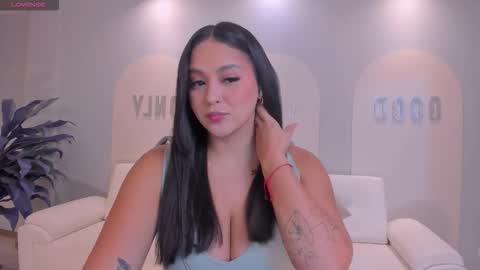 Tori Cross online show from October 2025 01:19:01 PM