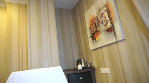         online show from March 2026 07:15:01 AM