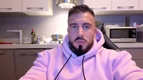 toro_arrapato online show from October 2025 11:02:01 PM