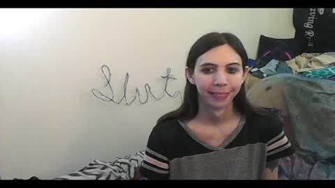 Luna online show from November 2025 09:36:02 PM