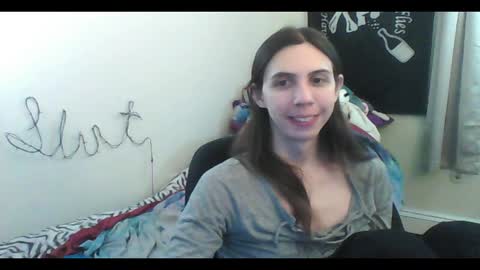 Snapshot of totalfuckingadorable chatting on January 2026 04:05:01 AM Luna online show from January 2026 04:05:01 AM