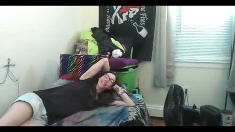 Snapshot of totalfuckingadorable chatting on June 2026 04:02:01 AM Luna online show from June 2026 04:02:01 AM