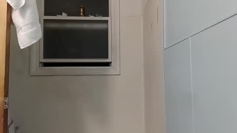 totallyawesome_65 online show from April 2026 02:23:02 AM