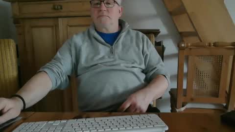 toto758 online show from February 2025 10:36:02 AM