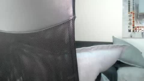 Snapshot of totypink chatting on January 2025 10:24:01 PM TotyPink online show from January 2025 10:24:01 PM