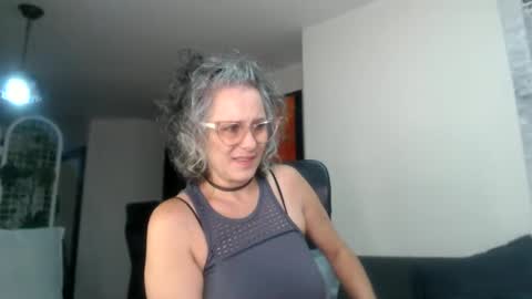 Snapshot of totypink chatting on February 2025 06:45:01 PM TotyPink online show from February 2025 06:45:01 PM