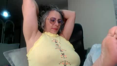 Snapshot of totypink chatting on February 2025 04:50:02 PM TotyPink online show from February 2025 04:50:02 PM