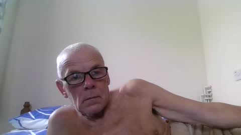 Snapshot of touche5656607203 chatting on February 2025 09:43:01 AM touche5656607203 online show from February 2025 09:43:01 AM