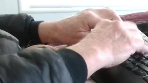 Jim online show from January 2025 09:13:01 PM