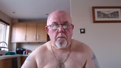 Snapshot of touchwood25 chatting on March 2025 09:11:01 AM TOUCHWOOD25 online show from March 2025 09:11:01 AM