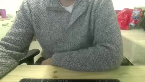 toumout222 online show from December 2025 03:20:04 PM