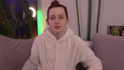 Bella online show from February 2025 05:31:01 PM