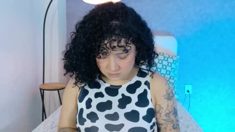 Snapshot of tracielowe_w chatting on October 2025 03:26:02 AM tracielowe_w online show from October 2025 03:26:02 AM