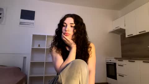 Snapshot of tracithetford chatting on July 2026 04:54:02 PM Alex3 online show from July 2026 04:54:02 PM