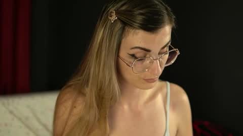 Snapshot of tracyix chatting on May 2026 07:45:01 PM Tracy online show from May 2026 07:45:01 PM