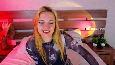 tracywalton online show from June 2026 08:24:02 AM