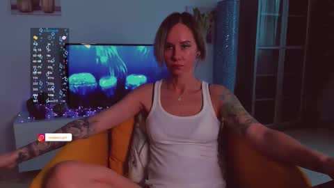 Hey my name is Kiri Kiri online show from September 2025 06:20:02 PM