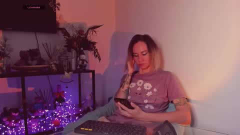 Snapshot of trafka_murafka chatting on January 2026 07:40:01 PM Hey my name is Kiri Kiri online show from January 2026 07:40:01 PM