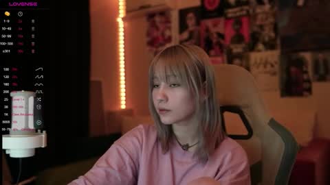 Snapshot of traharaaa chatting on March 2026 03:48:01 PM Ariana and Erik online show from March 2026 03:48:01 PM