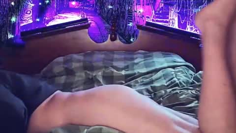 Ethan Nash online show from October 2025 09:57:02 PM