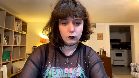 Snapshot of transcumchalice chatting on September 2025 01:28:02 AM Mercy online show from September 2025 01:28:02 AM