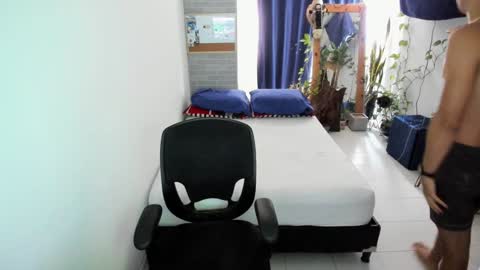 travis bakerr online show from January 2025 03:18:02 PM