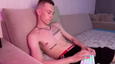 Travis online show from May 2026 08:08:02 AM