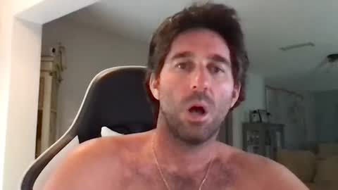 TravisKenn online show from October 2025 06:37:01 PM