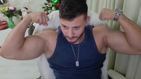 TRAVISS HOLDEN online show from December 2024 09:00:02 PM