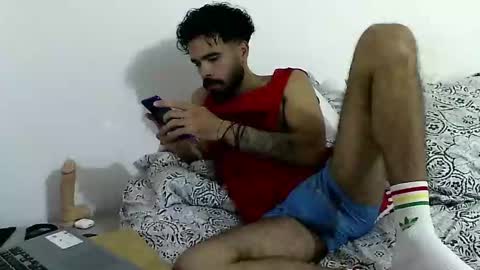 Hunter man online show from February 2025 08:35:02 PM