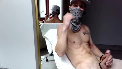 TreeBurner1 online show from November 2025 06:04:02 AM