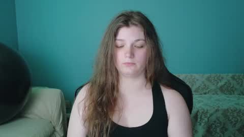 TreeJeanne online show from June 2026 08:43:02 PM