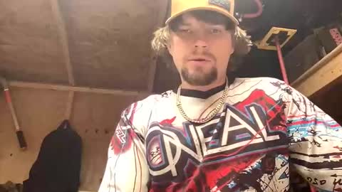 treeman817 online show from May 2026 12:41:01 AM