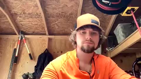 Snapshot of treeman817 chatting on May 2026 09:01:02 PM treeman817 online show from May 2026 09:01:02 PM