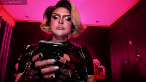 Snapshot of tremendouscockdestroyer chatting on January 2025 10:11:02 AM Jade online show from January 2025 10:11:02 AM