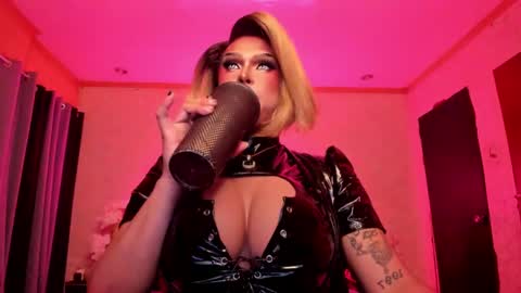 Snapshot of tremendouscockdestroyer chatting on January 2025 08:15:02 PM Jade online show from January 2025 08:15:02 PM