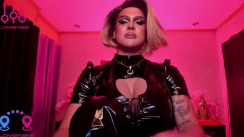 Snapshot of tremendouscockdestroyer chatting on February 2025 11:58:01 PM Jade online show from February 2025 11:58:01 PM